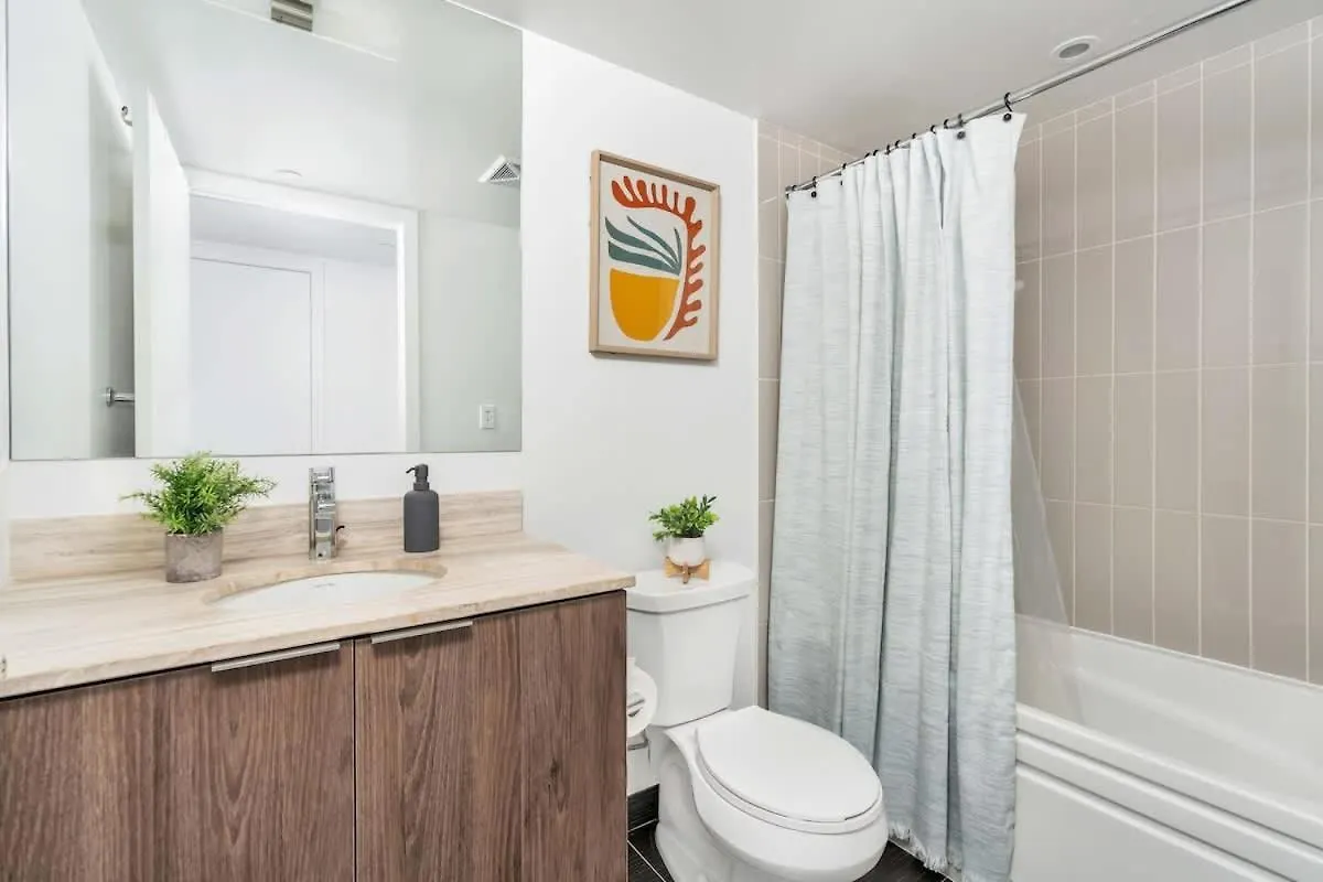 Easy Access 1Br On Bay Street Apartment Toronto 0*,
