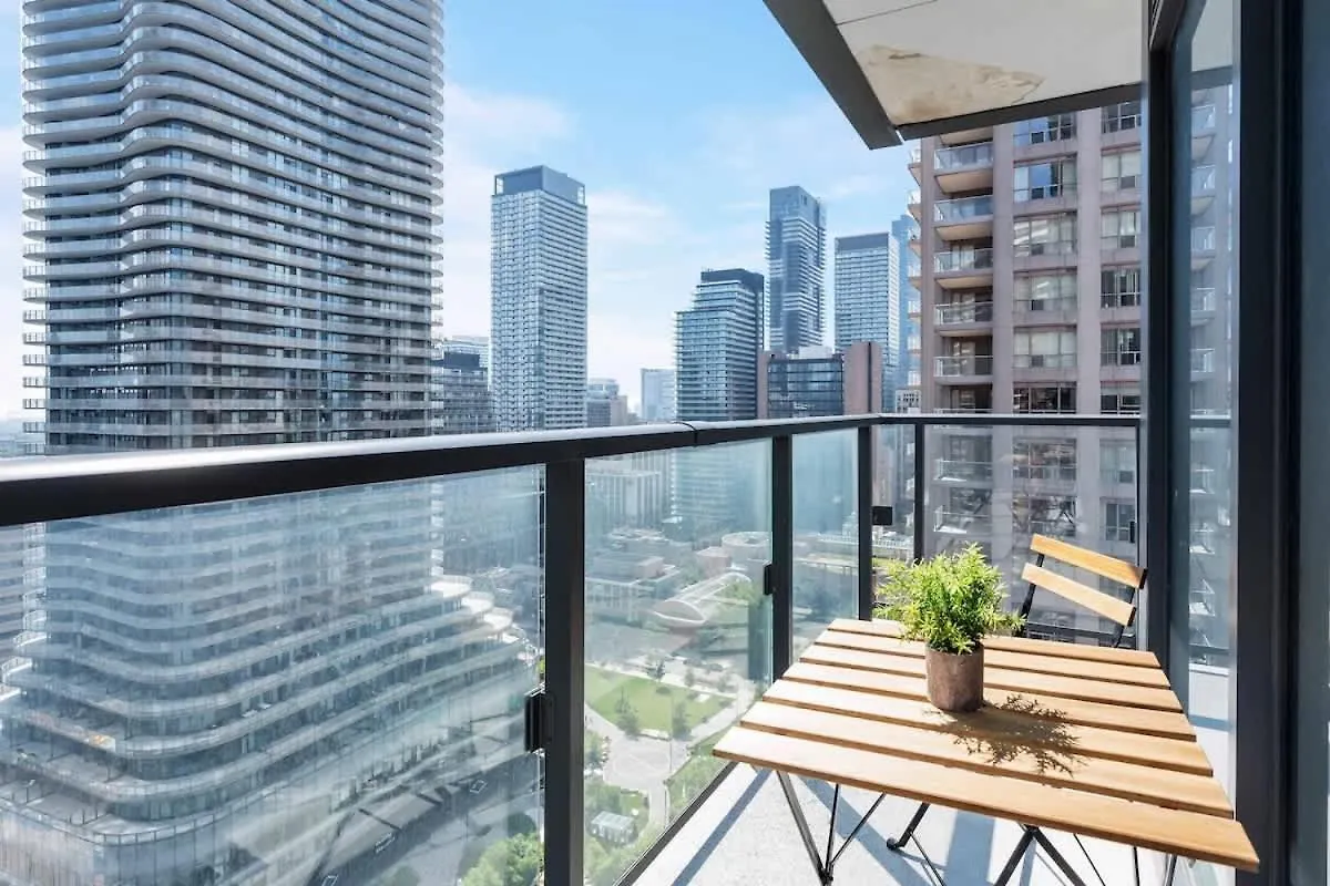 Easy Access 1Br On Bay Street Apartment Toronto 0*,  Canada