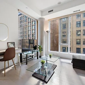 Apartment Downtown, Toronto