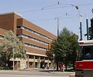 Apartment University Of - New College - Wilson Hall, Toronto