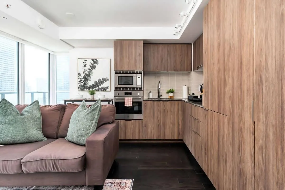 Easy Access 1Br On Bay Street Apartment Toronto